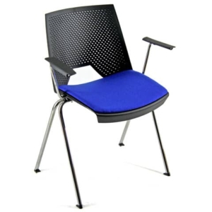 Sedia visitatore a 4 gambe Unisit Strike SKBR schienale a rete nero - PPL blu con braccioli - SKBR/BL